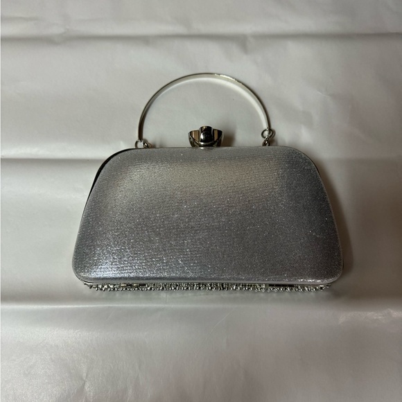 Luxurious Rhinestone Gemstone Evening Bag - Picture 9 of 10